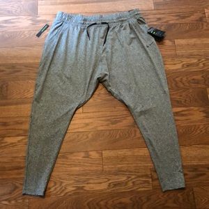 Nike NWT, Flow Lux Loose Fit Sweatpants, Size 1X